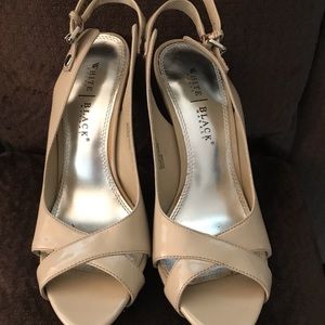 EUC WHITE HOUSE BLACK MARKET HEELS